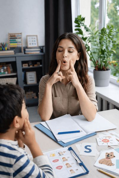 Valoración del lenguaje con logopeda en consulta en Esplugues